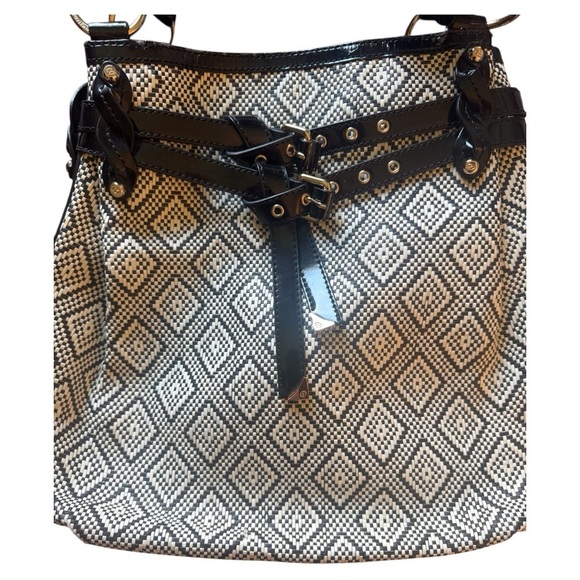 Francesco Biasia Bucket Bag - Picture 2 of 8